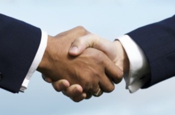Vale a pena comprar de trading companies?