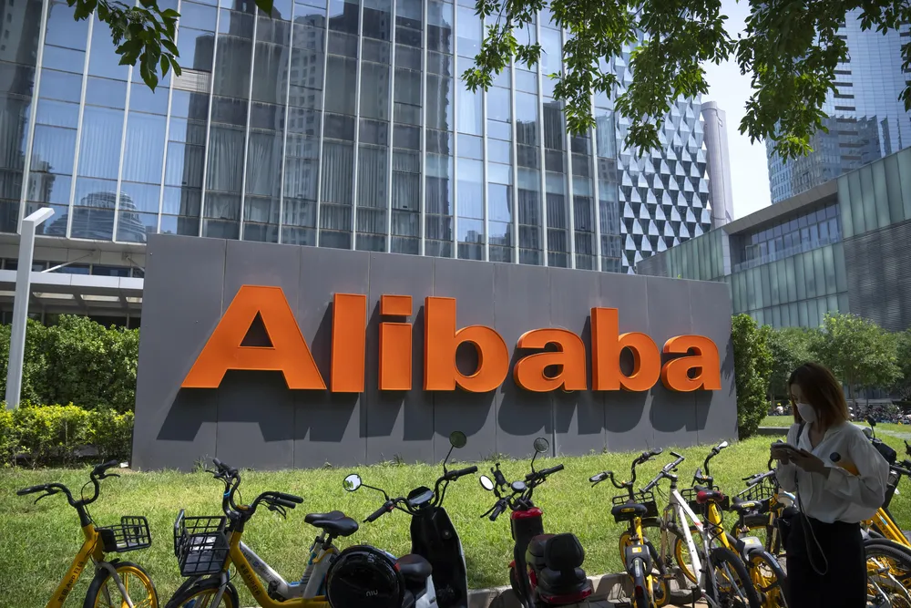 Conheça dicas para encontrar fornecedores e importar pelo Alibaba