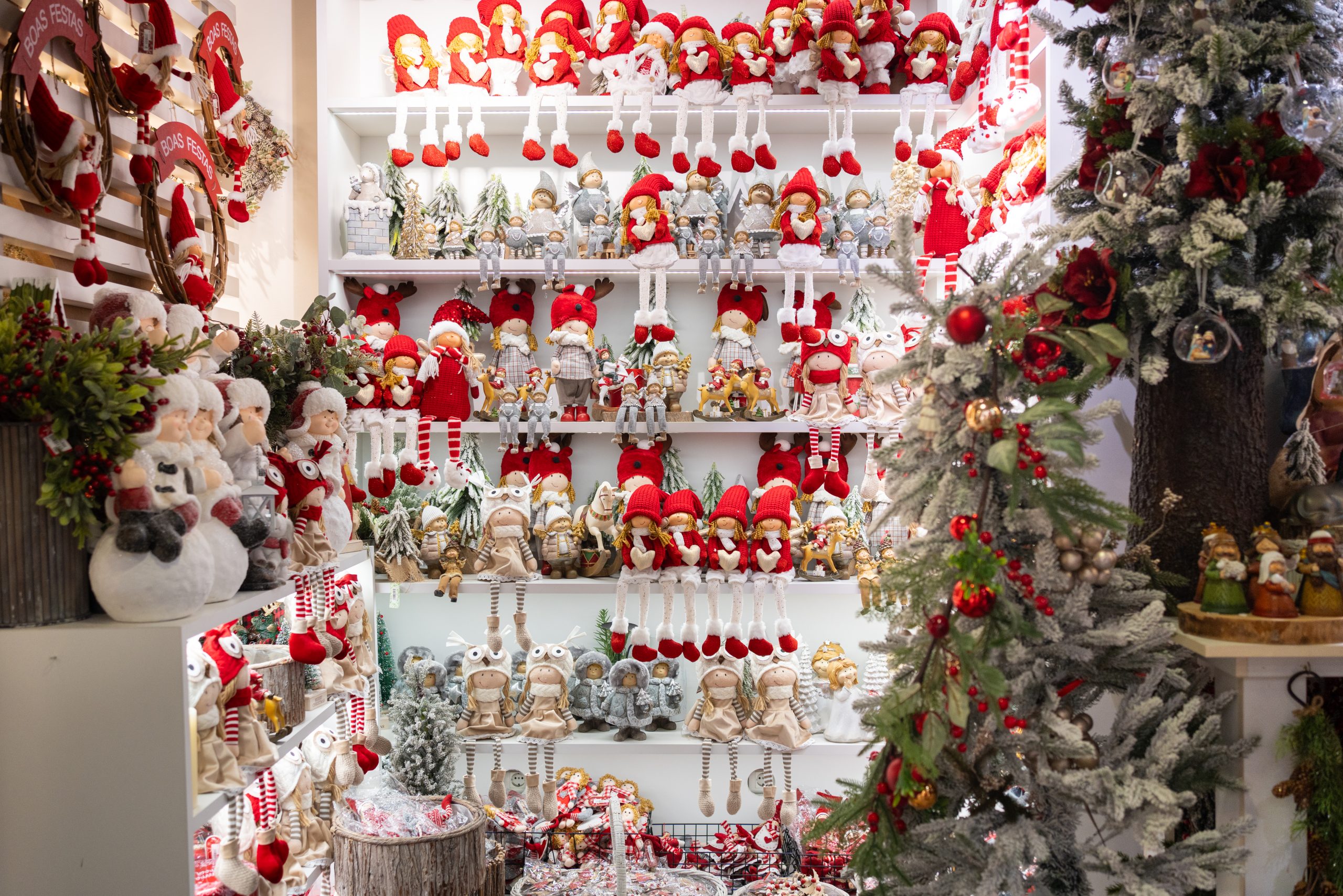 Descubra como funciona a importação de produtos de Natal