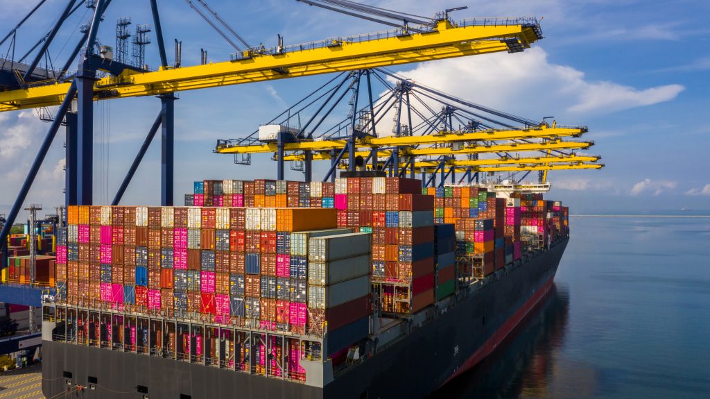 Impostos e taxas importar da China container em 2026