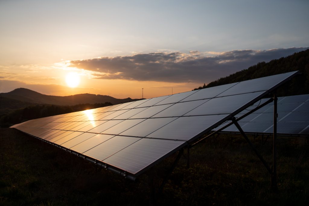 Como importar placa solar da China para o Brasil revender